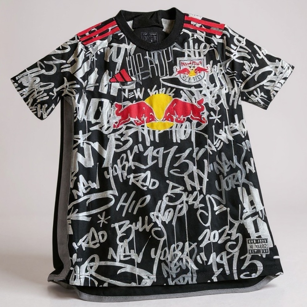 NY Red Bulls x Adidas HIP HOP 50
YEARS LIMITED EDITION Soccer Jersey Mens Medium